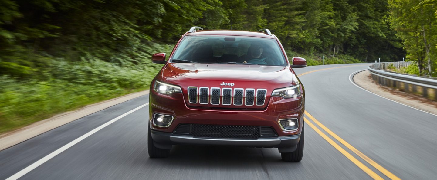 Cherokee S-Limited Standard Adaptive Cruise Control with Stop and Go