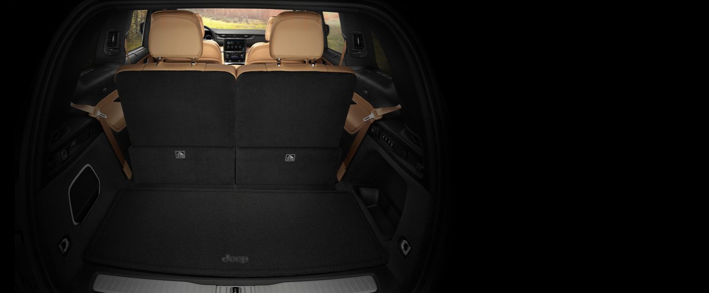 Jeep® Grand Cherokee L 3rd Row Interior Luxurious SUV Interior